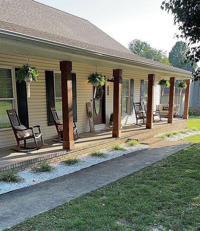 Image of 295 Brown St