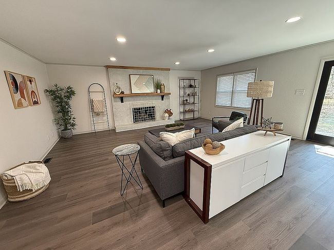 Image of 145 Duncan Dr