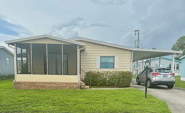 Photo of 3053 Artesian Ln, North Fort Myers, FL