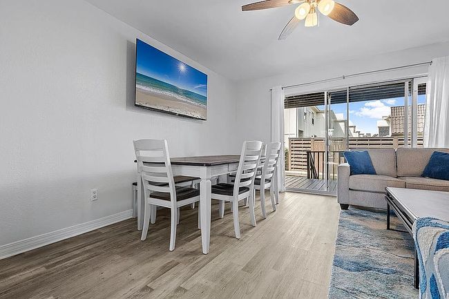 Photo of 8 Calle Traviesa, Pensacola Beach, FL