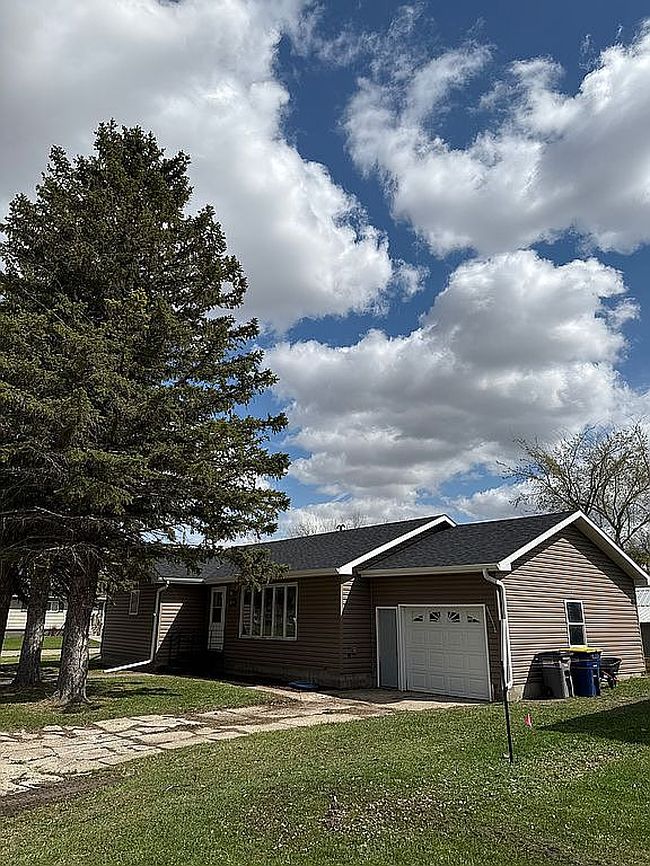 Image of 108 4th St N