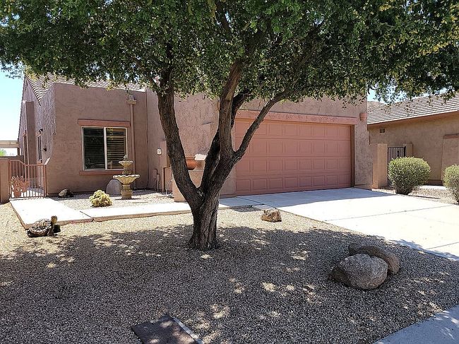 Photo of 8483 S Thorne Mine Ln, Gold Canyon, AZ