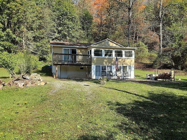 Photo of 230 Walnut Beach Rd