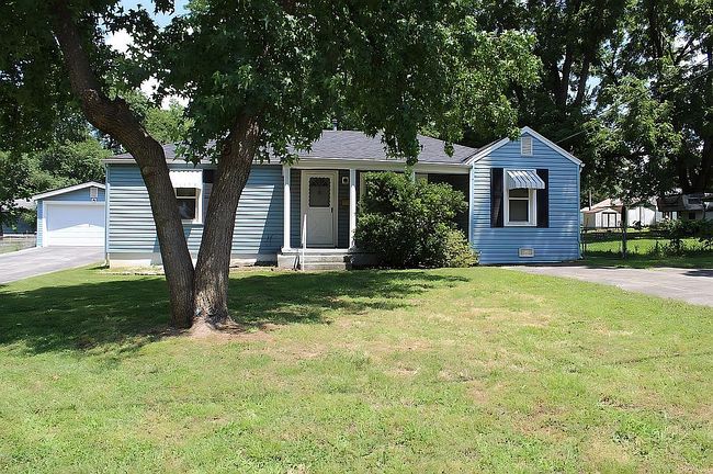 Photo of 660 S Glenn Ave, Springfield, MO
