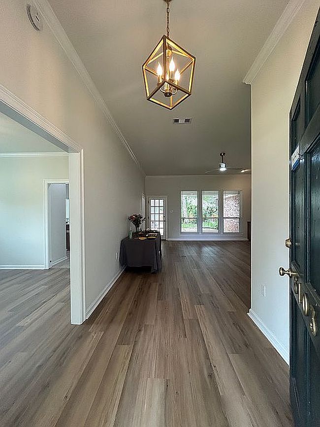 Photo of 6103 Belle Grove Ave, Baton Rouge, LA