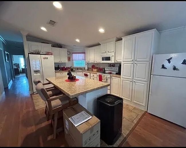 Image of 614 Sunset Cir #614