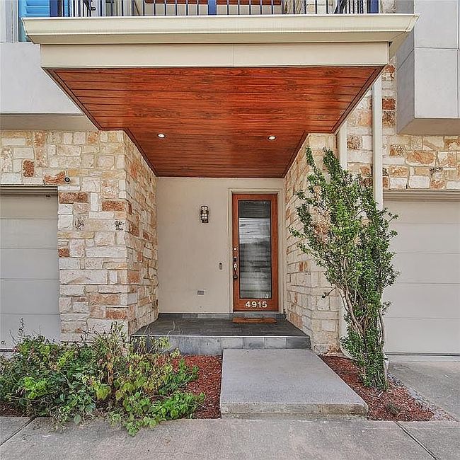 Preview of property located at 4915 Chenevert St