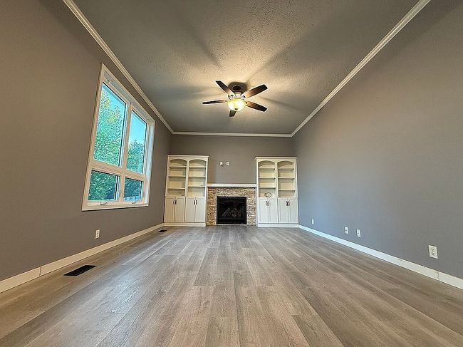 Image of 15069 Emmet St