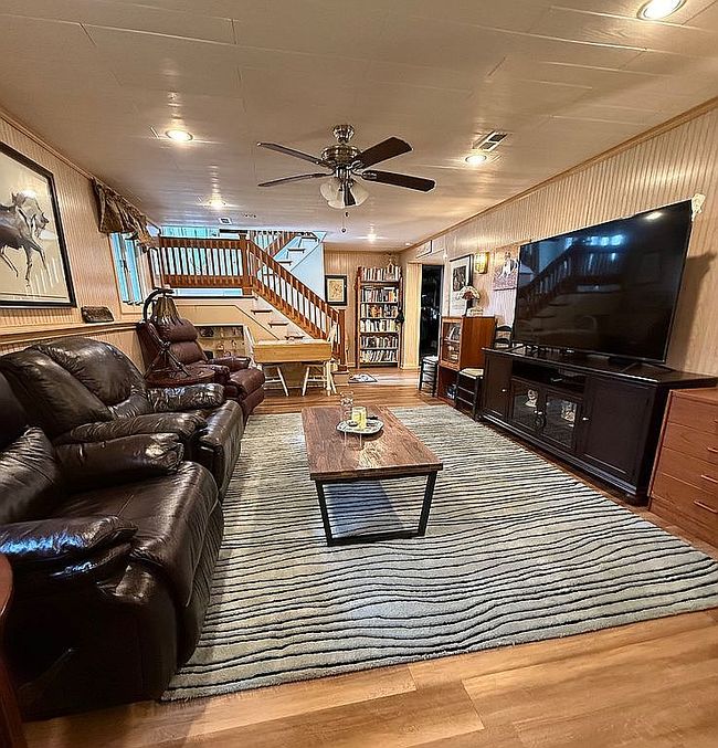 Photo of 21 Joyce Rd, Peabody, MA