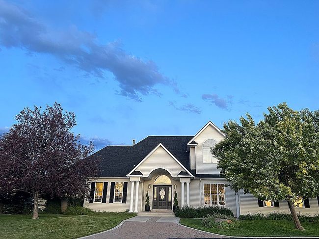 Photo of 543 Charlwood Ct