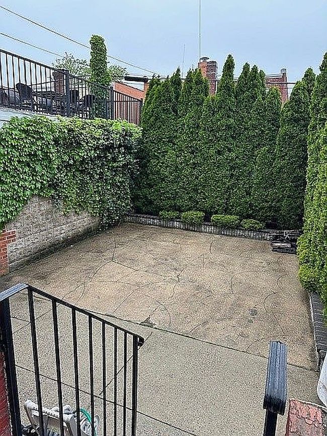 Image of 2036 E 36th St