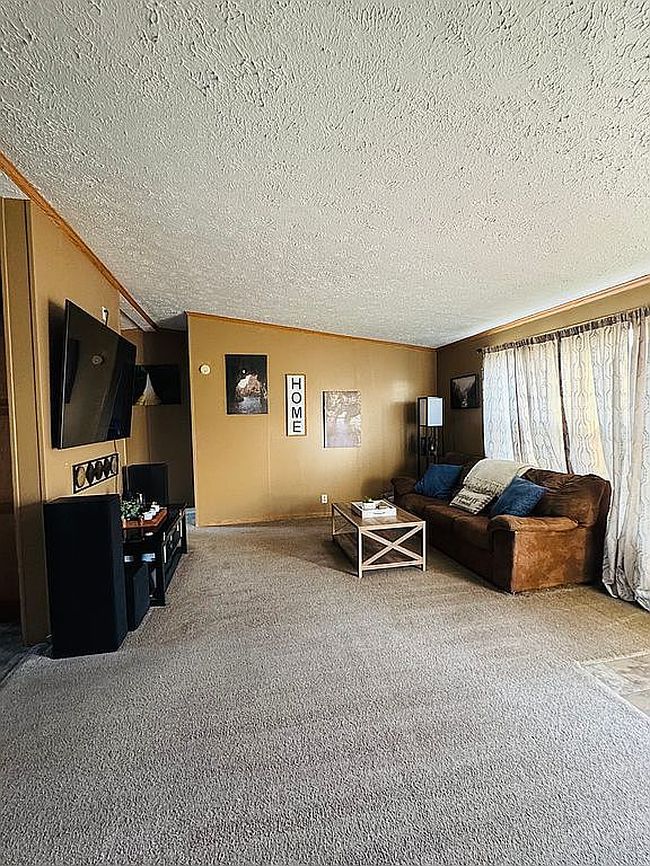 Photo of 816 Salk Ave, Ames, IA