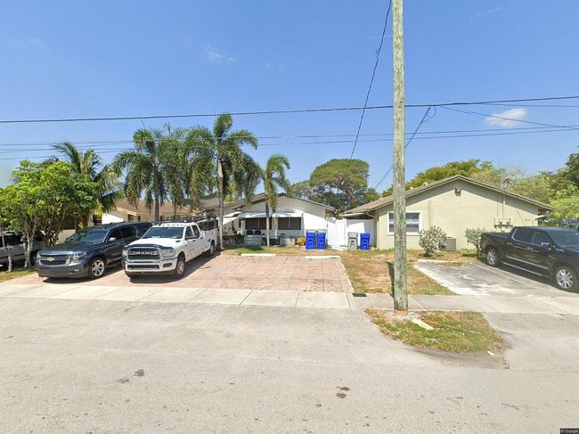 Photo of 3441 Ne 5th Ave