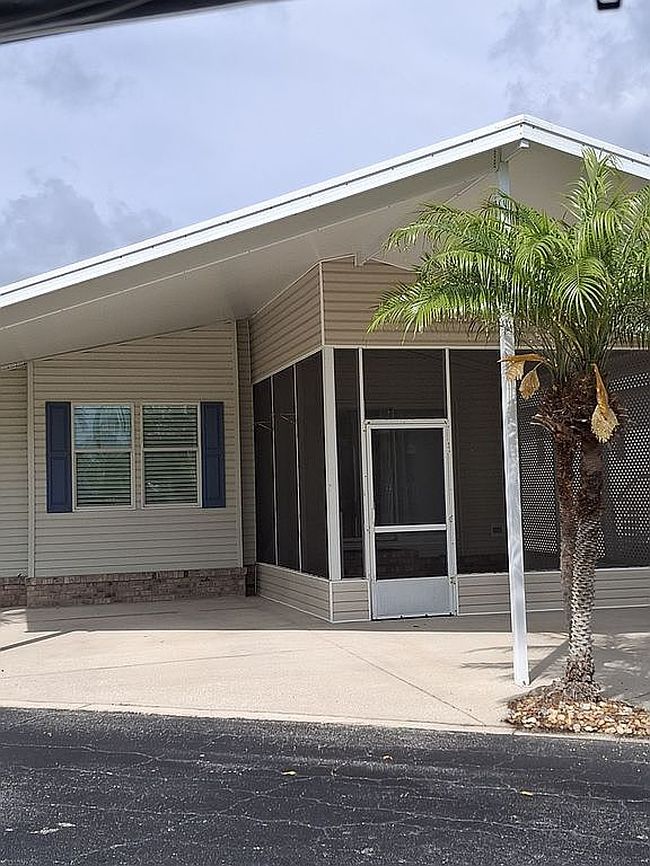 418 Key Largo Ln, Indialantic, FL