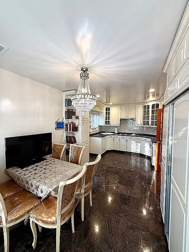 Photo of 65-15 172nd St, Fresh Meadows, NY