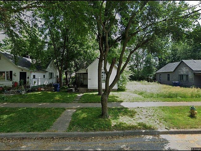 Preview of property located at 1419 Grand Ave