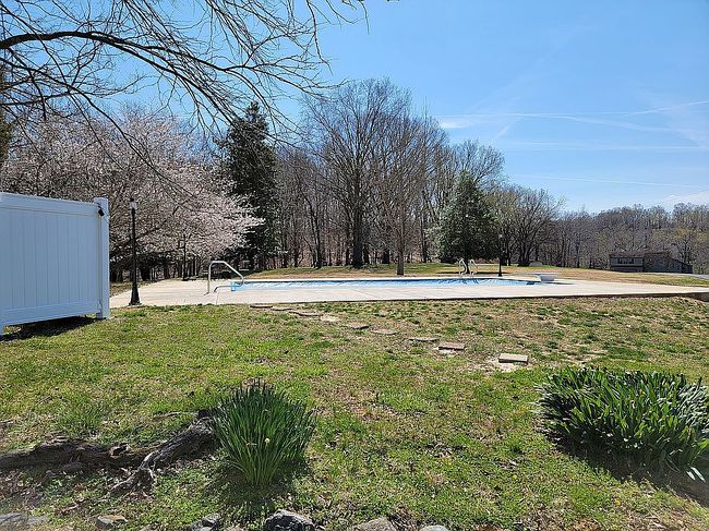 Photo of 68 Audrey Ave, Cadiz, KY