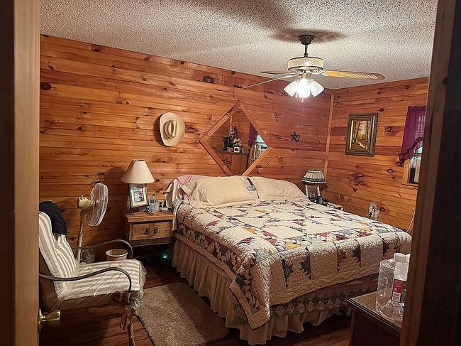 Photo of 405 Triple South Dr, Mount Vernon, TX