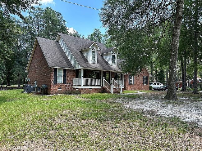 Photo of 301 Sophronia St, Nichols, SC