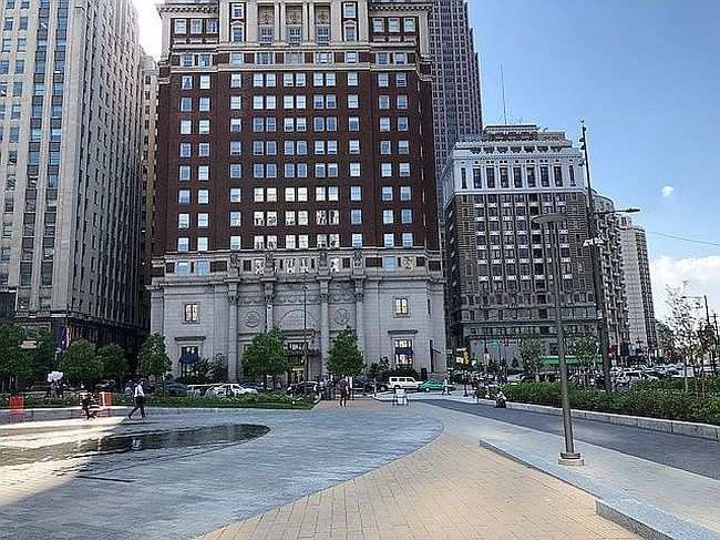 1600 Arch St Apt 612, Philadelphia, PA