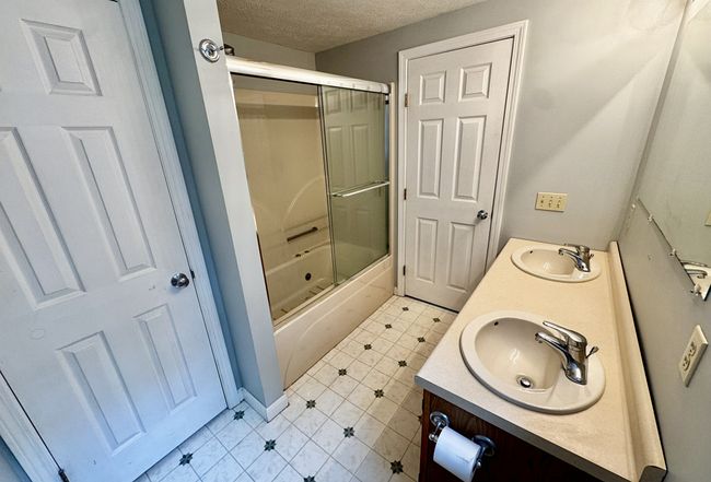 Photo of 8 Livrite Way