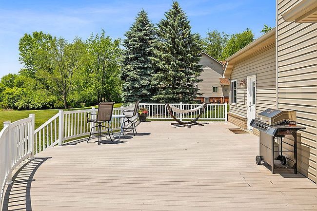 Photo of 533 Sunrise Dr, Clarkston, MI