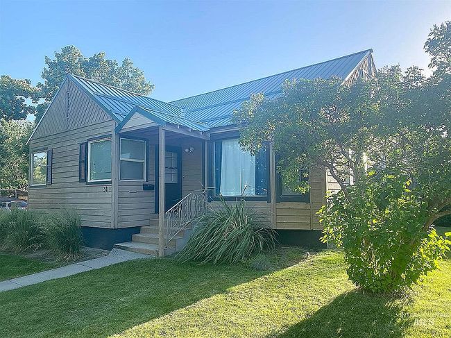 Photo of 311 Nw 7th St, Ontario, OR