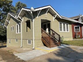 Preview of property located at 1011 S 33rd St