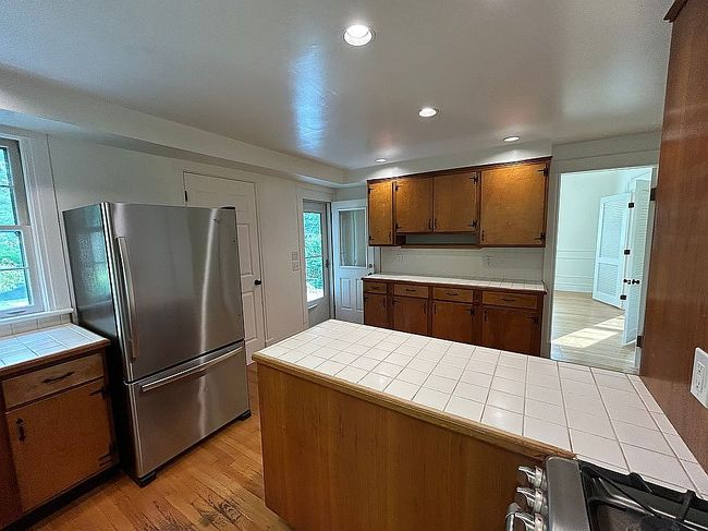 Photo of 1592 New Scotland Rd, Slingerlands, NY