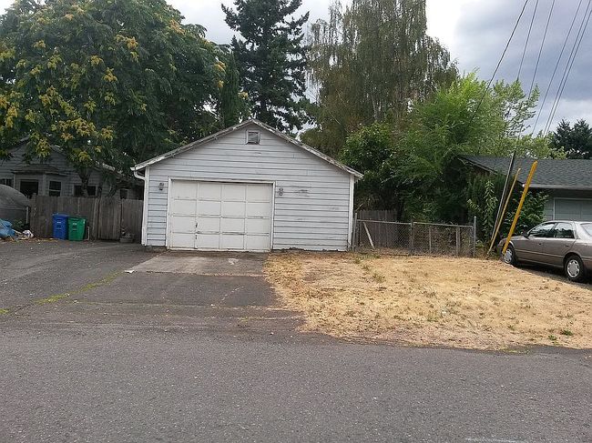 Additional photo 2 of property located at 4124 Se 98th Ave