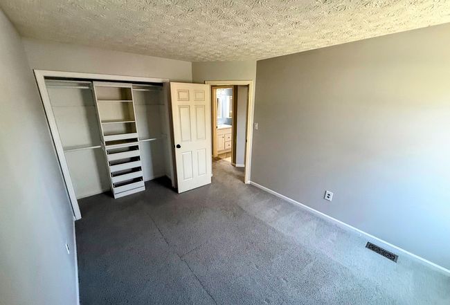 Preview of property located at 11614 Buttonwood Dr