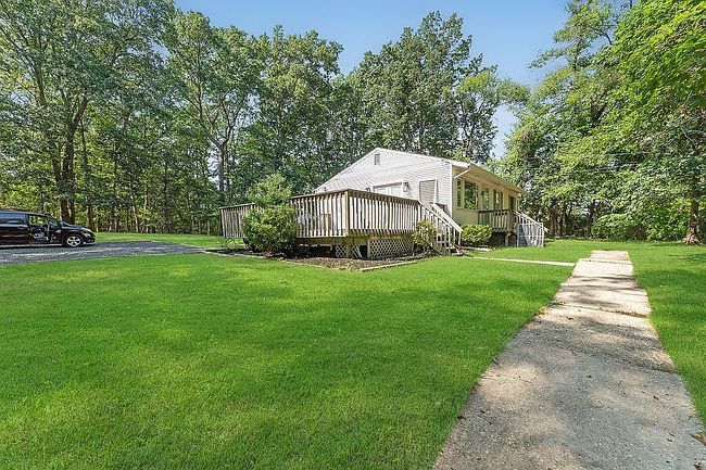 Photo of 63 Redwood Pl, Jackson, NJ