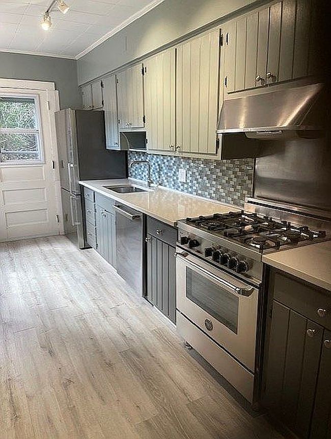 Image of 10 Bolton Gdns