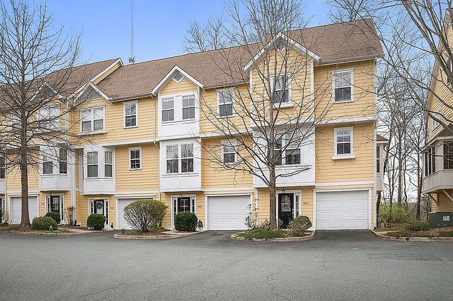 Image of 106 Melbourne Park Cir Apt F