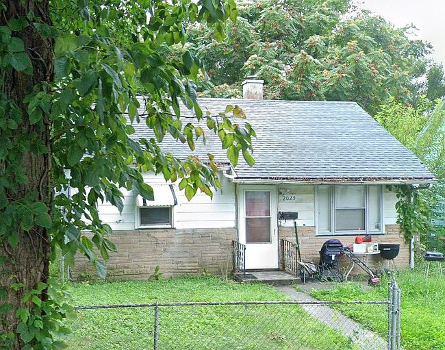 Image of 1304 E Division St #6