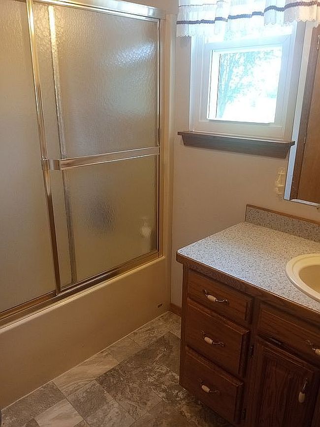 Photo of 2153 S Crestview Dr, Joplin, MO