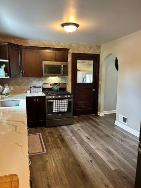 Image of 13401 Osborne St