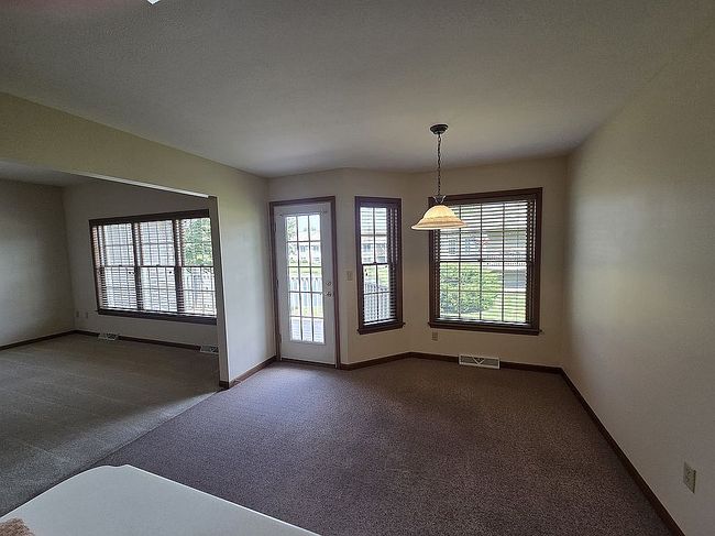 Photo of 1208 Westbrooke Ct, Goshen, IN