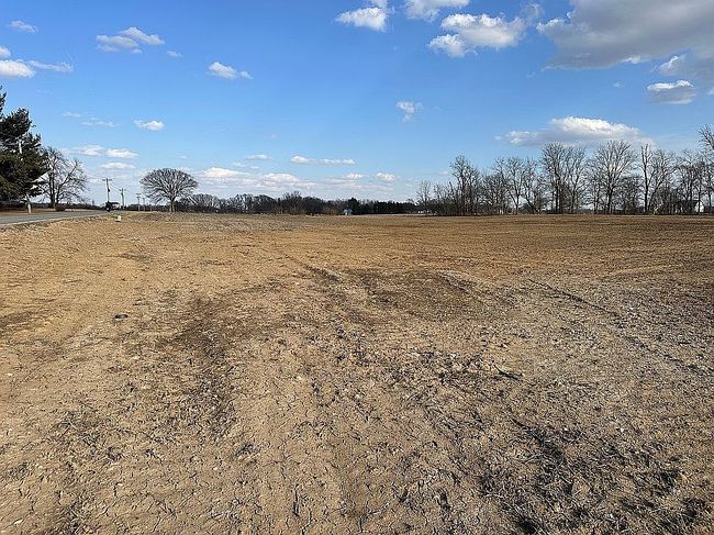 Photo of 8915 Carroll Rd, Churubusco, IN