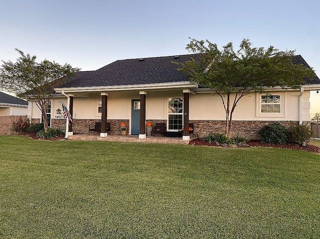 Photo of 202 Ranchland Trce