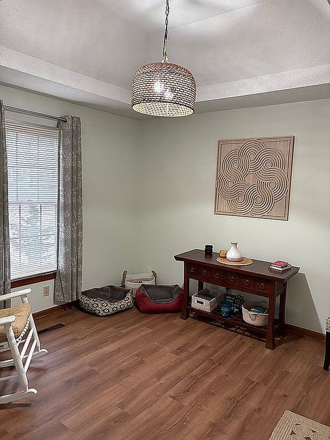 Photo of 4221 Oakland Cir, Saint Joseph, MO