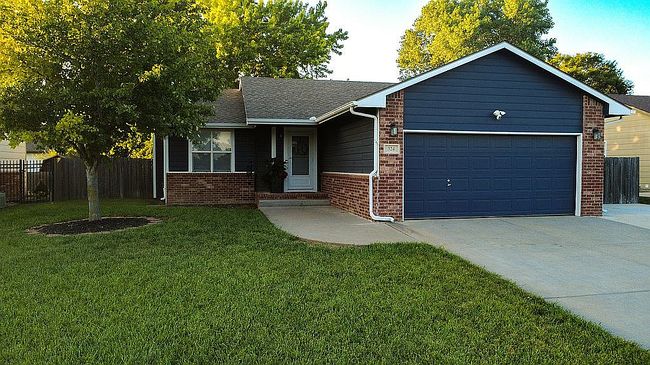 Photo of 324 Victoria Rd, Newton, KS