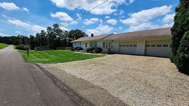 Photo of 8151 Township Road 68 Nw, Somerset, OH