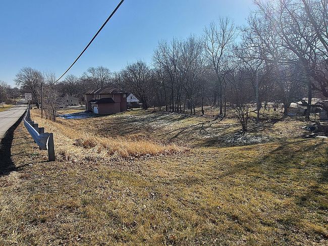 Photo of 5227-5231 Swartz Rd