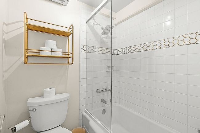 Photo of 1690 Ala Moana Blvd Apt 1401, Honolulu, HI