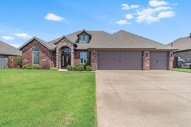 Photo of 301 Pebble Beach Dr