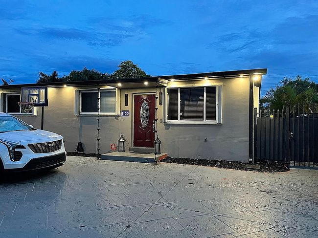 Photo of 1166 W 24th St, Hialeah, FL