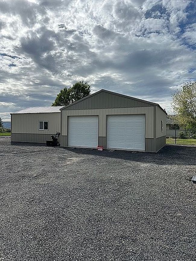 Image of 119 Blossom Ct