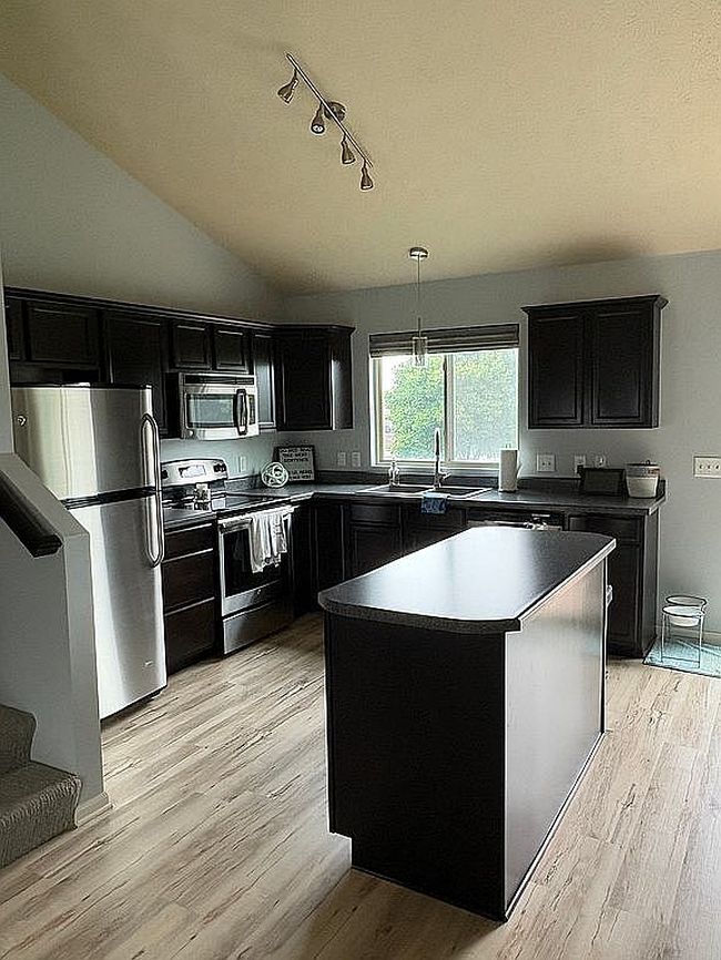 Photo of 19371 X St, Omaha, NE