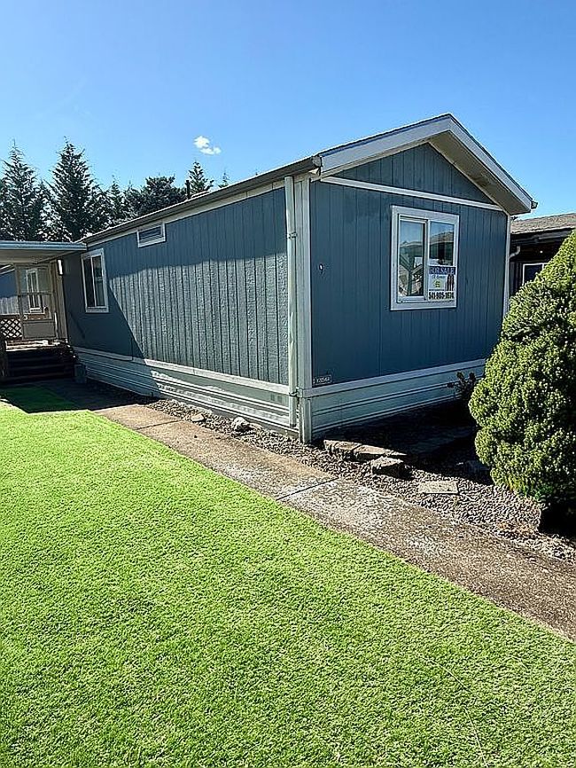 Photo of 31919 N Lake Creek Dr, Tangent, OR